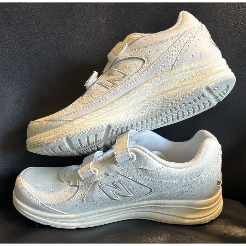 New Balance Made in USA Men's 577 VW Hook and Loop Walking Shoe, White Size 10W - Picture 7 of 12